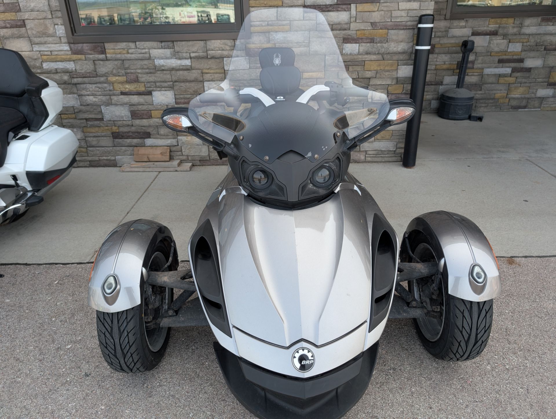 Pre-Owned 2013 Can-Am Spyder® RS SE5 - Image 12