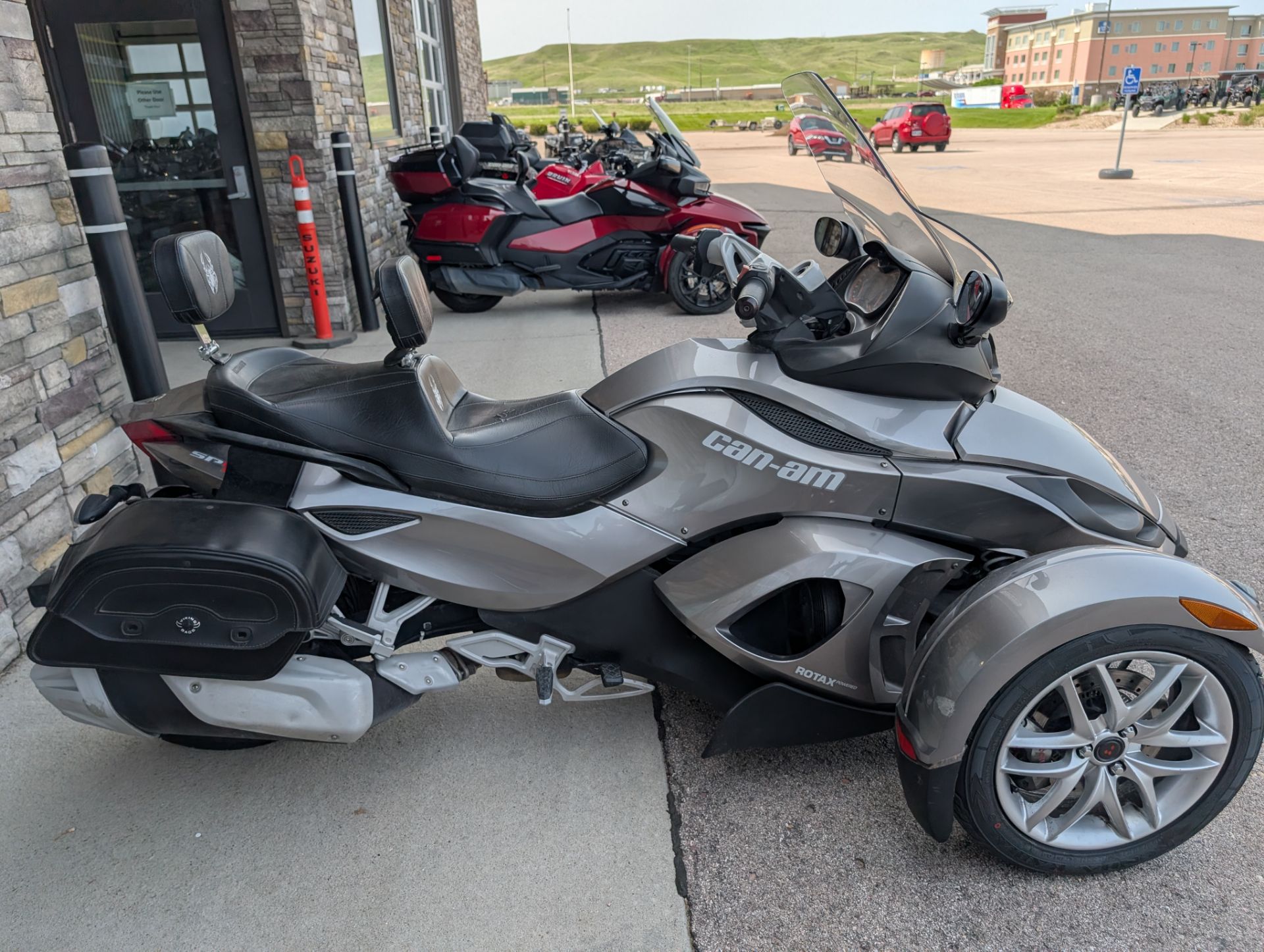 Pre-Owned 2013 Can-Am Spyder® RS SE5 - Image 4