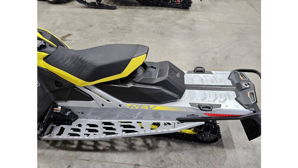 Pre-Owned 2019 Ski-Doo MXZ X 850 ETEC For Sale - Image 22