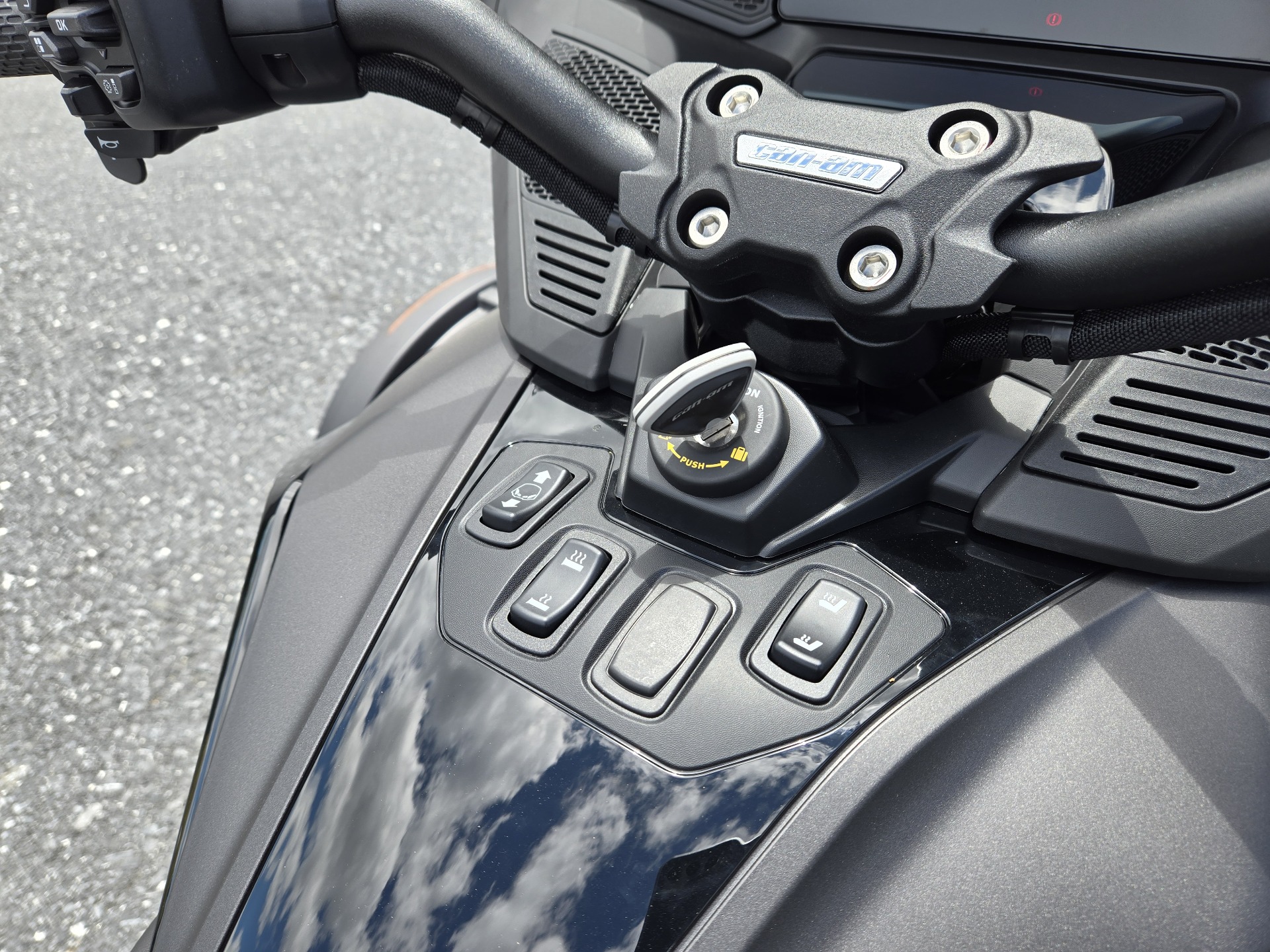 New 2024 Can-Am Spyder RT Limited For Sale - Image 15
