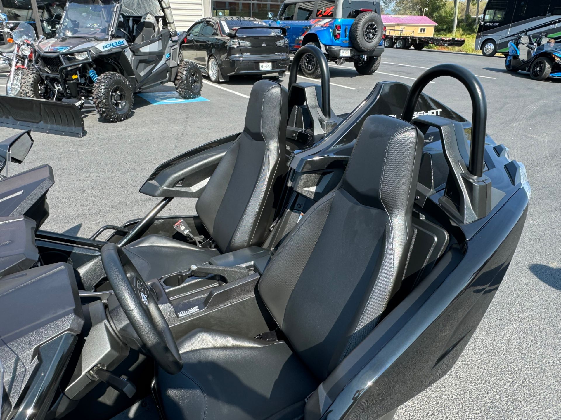Pre-Owned 2024 Polaris Slingshot S w/ Technology Package 1 – AutoDrive - Image 14