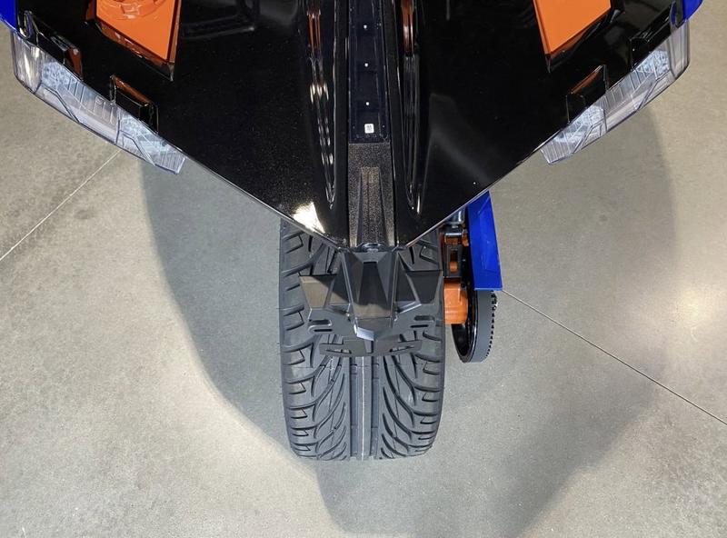 New 2024 Polaris Slingshot® R AutoDrive Radar Blue - Image 14