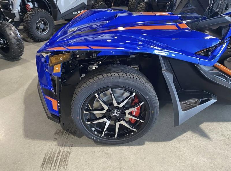 New 2024 Polaris Slingshot® R AutoDrive Radar Blue - Image 20