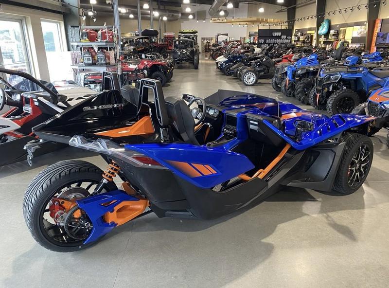 New 2024 Polaris Slingshot® R AutoDrive Radar Blue - Image 8