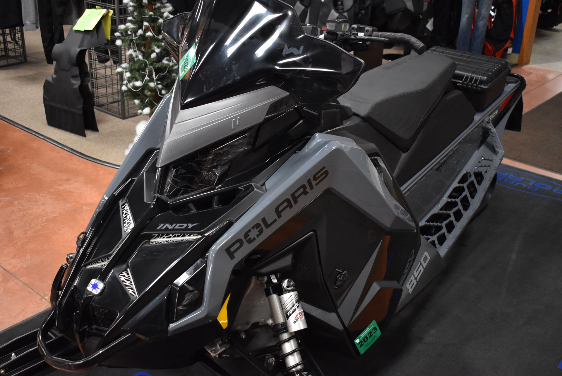 Pre-Owned 2021 Polaris 850 Indy XC 129 Launch Edition Factory Choice - Image 4