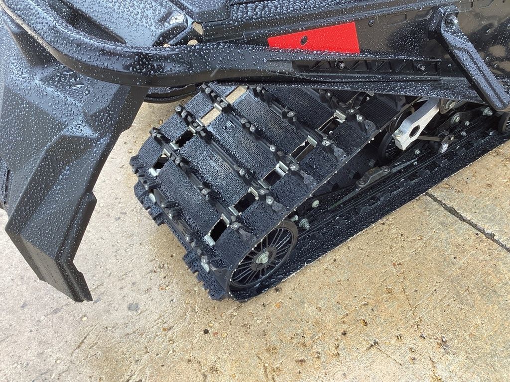 Pre-Owned 2021 Polaris 850 Indy XC 129 For Sale - Image 2