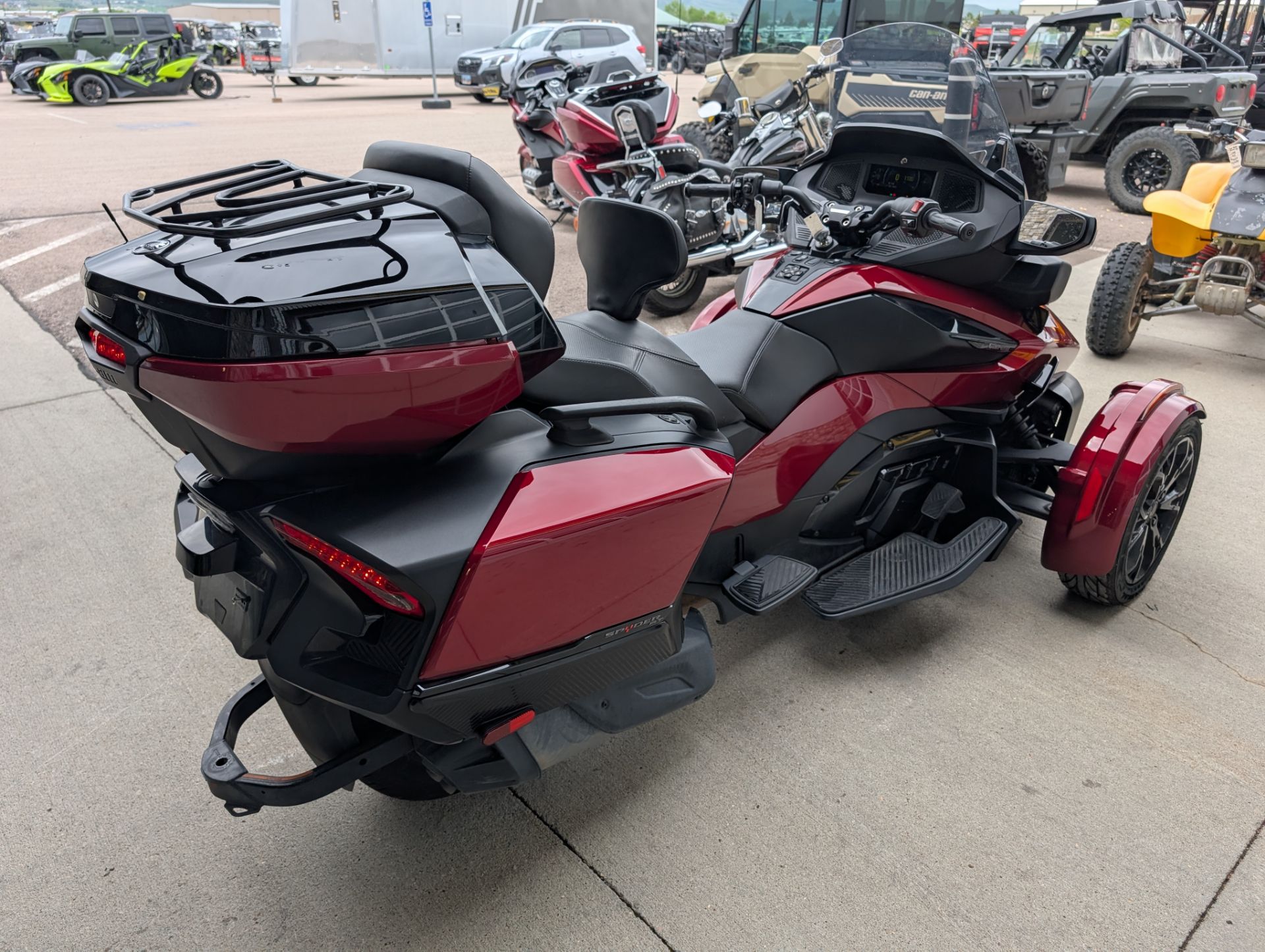 Pre-Owned 2021 Can-Am Spyder RT Limited - Image 5