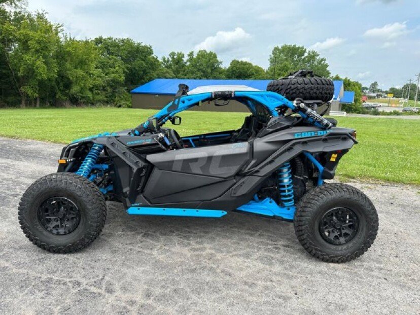 Pre-Owned 2018 Can-Am Maverick X3 X rc Turbo R with Winch and GPS - 424 Miles - Image 2