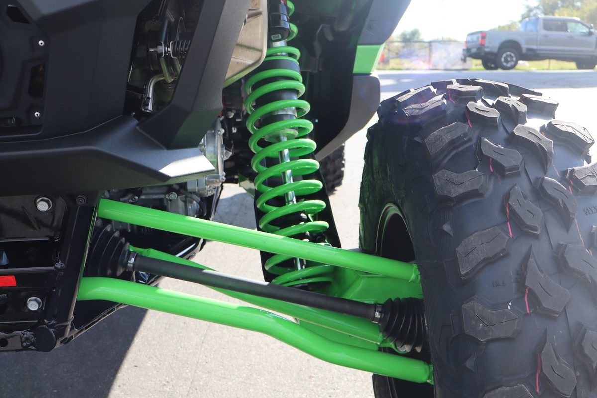 2026 Kawasaki Teryx4 H2 Deluxe eS – Supercharged Four-Seat Sport Side-by-Side - Image 17