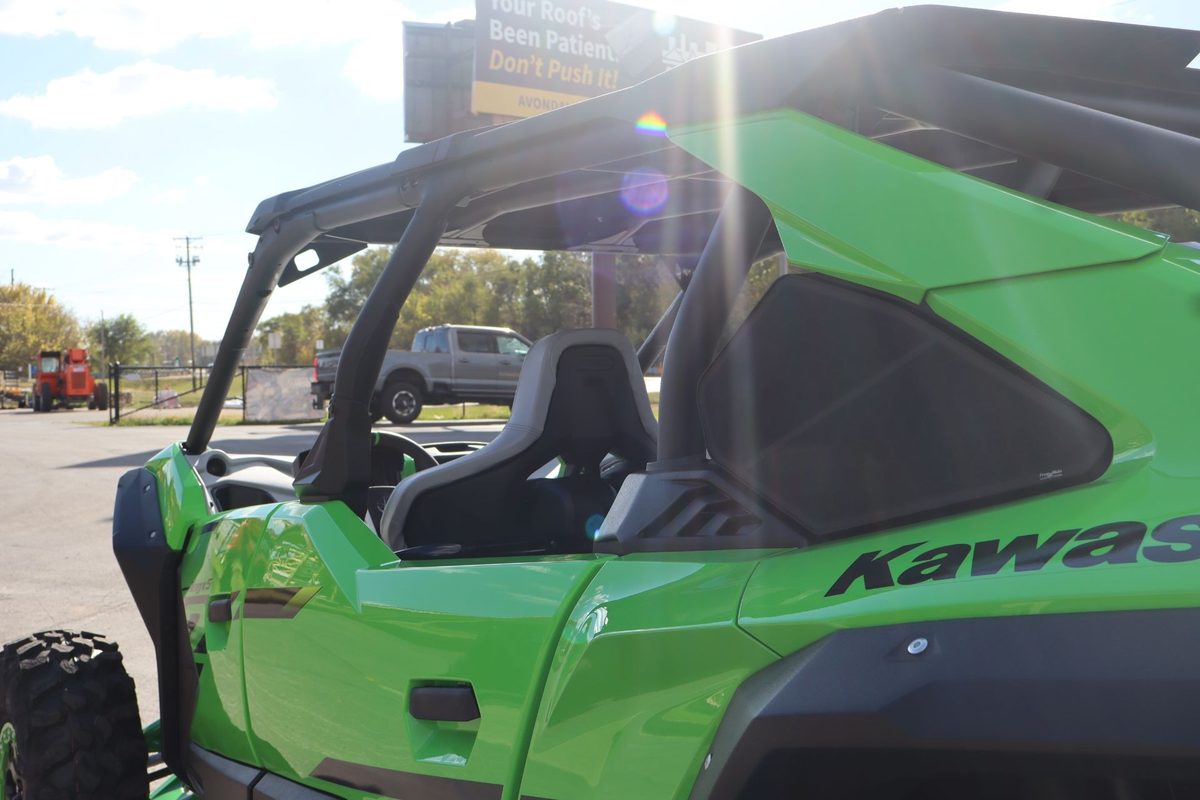 2026 Kawasaki Teryx4 H2 Deluxe eS – Supercharged Four-Seat Sport Side-by-Side - Image 21