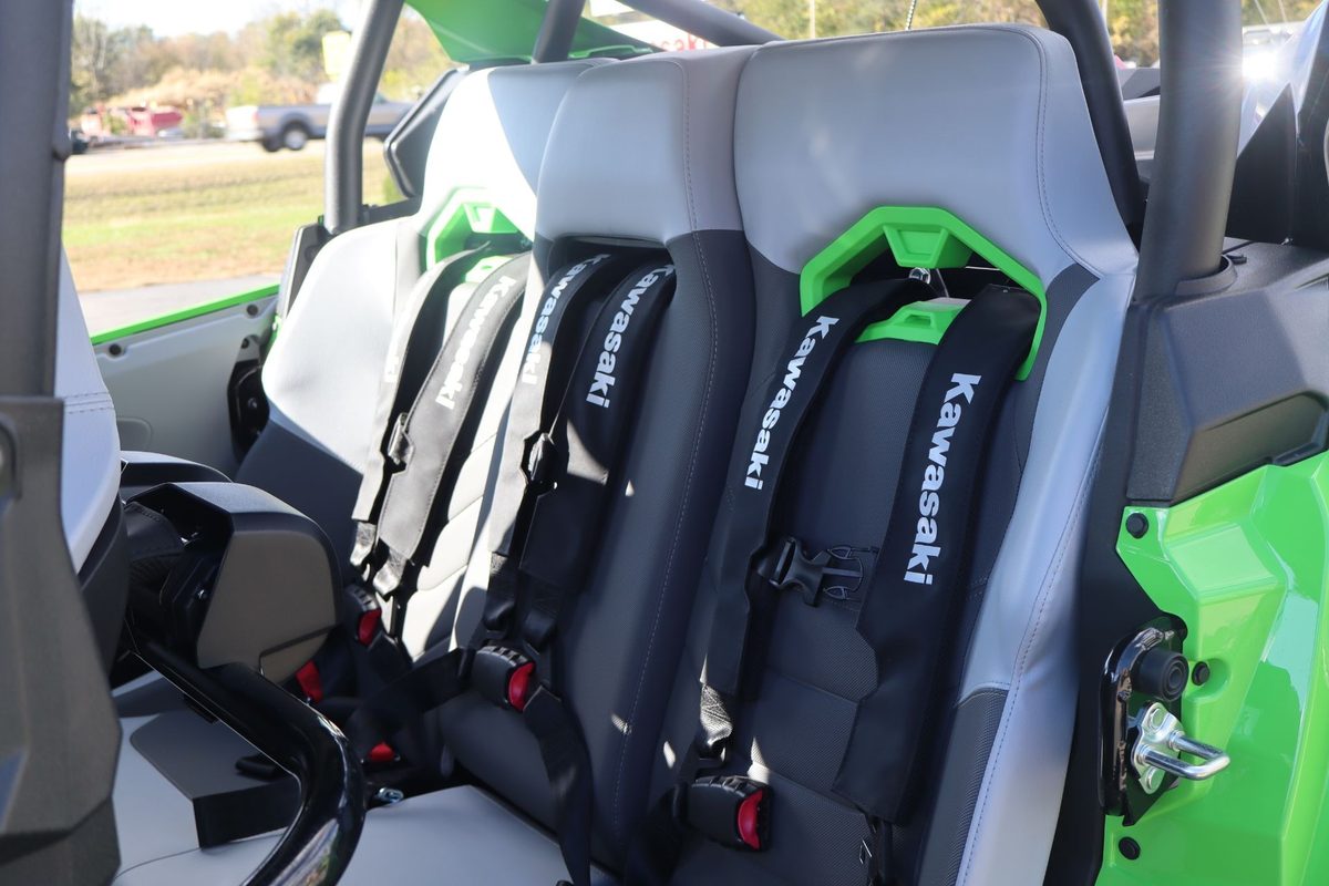 2026 Kawasaki Teryx4 H2 Deluxe eS – Supercharged Four-Seat Sport Side-by-Side - Image 23